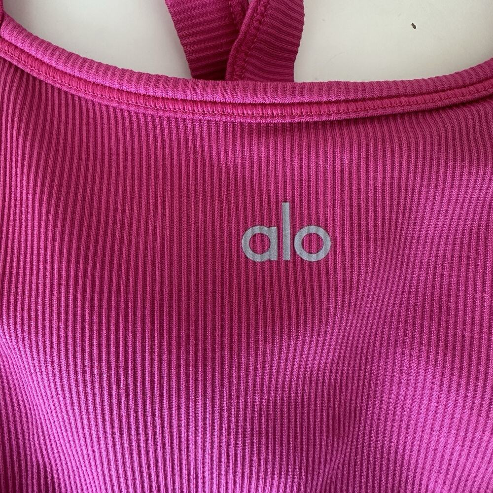 Alo Sports Bra Womens Small Pink Summer Ribbed Favorite Tank Yoga Seamless Gym - Picture 2 of 11